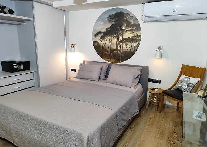 Nest By Oikies 公寓 *